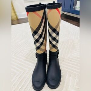 Burberry Black and Beige Plaid Boots